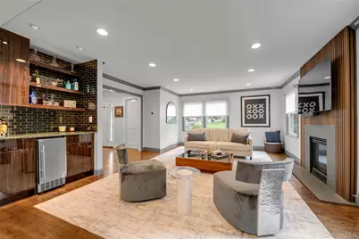 17 Colonial Road, Port Washington, NY 11050 - Photo 5
