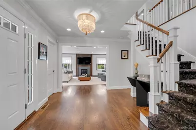 17 Colonial Road, Port Washington, NY 11050 - Photo 3