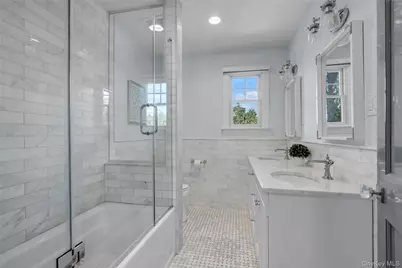 17 Colonial Road, Port Washington, NY 11050 - Photo 27