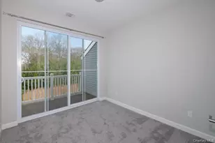 300 Sutton Ct, Mount Sinai, NY 11766 - Photo 9