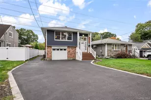 360 Fir Grove Rd, Ronkonkoma, NY 11779 - Photo 27
