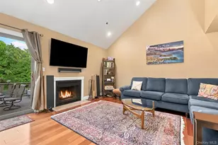 601 Hunters Run, Dobbs Ferry, NY 10522 - Photo 15