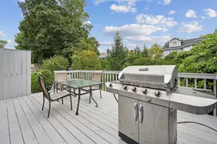 41 Margaretta Ct, New York, NY 10314 - Photo 5