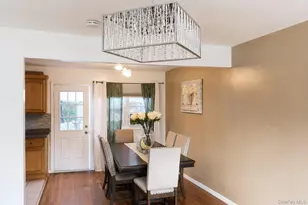 37 Island, Brentwood, NY 11717 - Photo 3