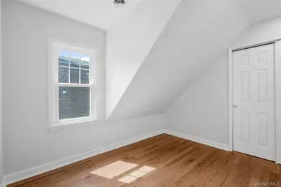 823 Lester Avenue, Mamaroneck, NY 10543 - Photo 21