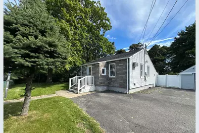 184 Suffolk Avenue, Brentwood, NY 11717 - Photo 1