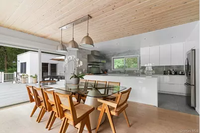 7 Quarty Circle, East Hampton, NY 11937 - Photo 15