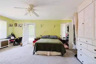 14 Clover Dr, Great Neck, NY 11021 - Photo 11