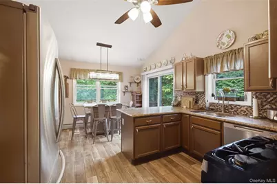 15 Aron Court, Spring Valley, NY 10977 - Photo 11