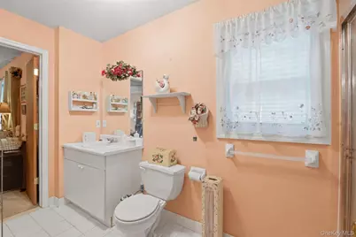 15 Aron Court, Spring Valley, NY 10977 - Photo 27