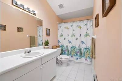 15 Aron Court, Spring Valley, NY 10977 - Photo 13