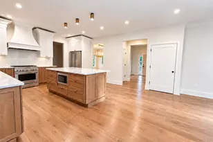 20 Overton Pass, Saint James, NY 11780 - Photo 11