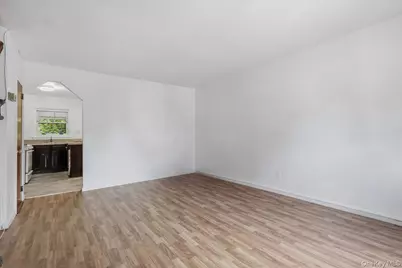 1647 Radcliff Avenue, Bronx, NY 10462 - Photo 5