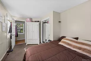 294 Deer Rd, Ronkonkoma, NY 11779 - Photo 21