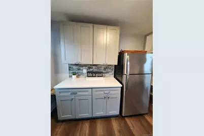 157 Cleveland Avenue #B, Mineola, NY 11501 - Photo 5