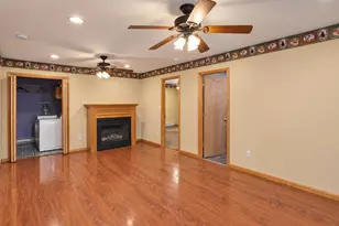 22 Hill View Dr, New Windsor, NY 12553 - Photo 7