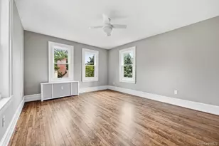 180-24 Grand Central Pkwy, Jamaica, NY 11432 - Photo 29