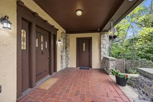 180-24 Grand Central Pkwy, Jamaica, NY 11432 - Photo 39