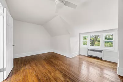 180-24 Grand Central Parkway, Jamaica, NY 11432 - Photo 33