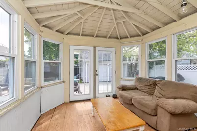 52 Syracuse Street, Williston Park, NY 11596 - Photo 9