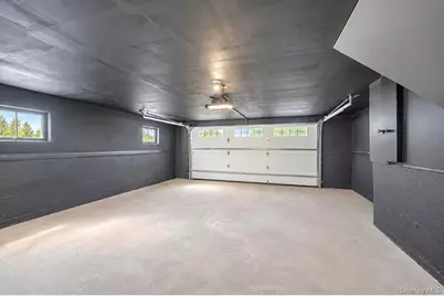 2056 Stratford Drive, Westbury, NY 11590 - Photo 23
