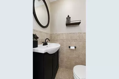 30 Hemlock Court, New York, NY 10309 - Photo 7