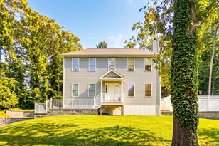 24 Belmont Rd, Sound Beach, NY 11789 - Photo 17
