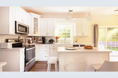 24 Belmont Road, Sound Beach, NY 11789 - Photo 5