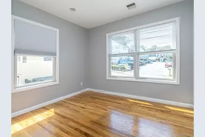 11 Shore Road #2, Port Washington, NY 11050 - Photo 17