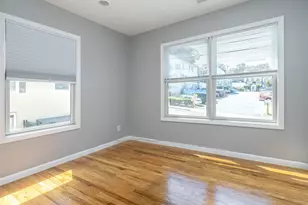 11 Shore Rd, Port Washington, NY 11050 - Photo 17
