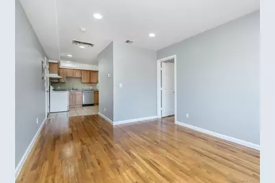 11 Shore Road #2, Port Washington, NY 11050 - Photo 5
