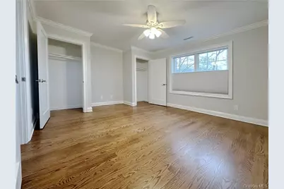 32 General Heath Avenue, White Plains, NY 10603 - Photo 9