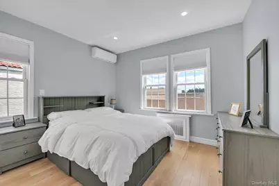 93 1st Street, New Hyde Park, NY 11040 - Photo 9