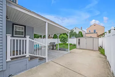 93 1st Street, New Hyde Park, NY 11040 - Photo 19