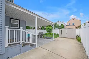 93 1st St, New Hyde Park, NY 11040 - Photo 19