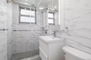 61-25 97th St, Rego Park, NY 11374 - Photo 19