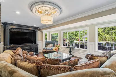 6 Carman Road, Dix Hills, NY 11746 - Photo 9