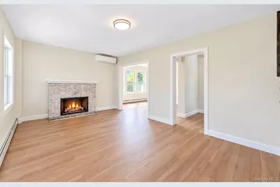 8 Burchell Boulevard, Bay Shore, NY 11706 - Photo 17