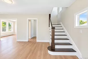 8 Burchell Blvd, Bay Shore, NY 11706 - Photo 13