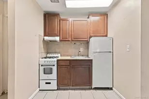 2301 Barclay Manor, Newburgh, NY 12550 - Photo 5