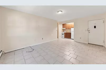 2301 Barclay Manor #23A, Newburgh, NY 12550 - Photo 3