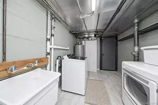 66-13 Booth St, Rego Park, NY 11374 - Photo 23