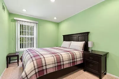 39 Orchard Court, Woodbury, NY 11797 - Photo 21