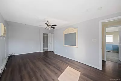 9 Watson, East Islip, NY 11730 - Photo 31