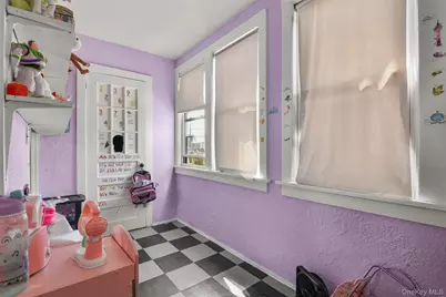35 Charles Street, New Rochelle, NY 10801 - Photo 17
