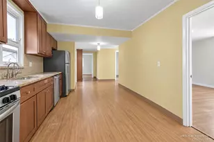 35 Charles St, New Rochelle, NY 10801 - Photo 5