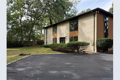 112 Hillside Road, Deer Park, NY 11729 - Photo 3