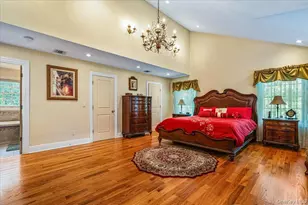 53 State Pl, Huntington, NY 11743 - Photo 13