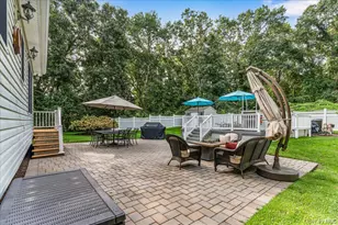 53 State Pl, Huntington, NY 11743 - Photo 23