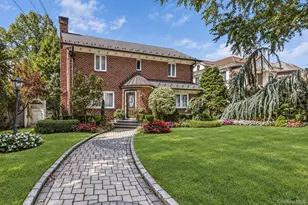 2-48 148th St, Whitestone, NY 11357 - Photo 1